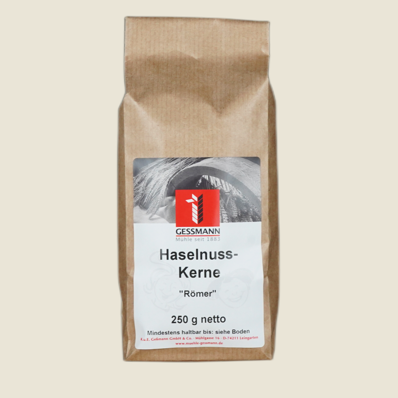Haselnuss-Kerne